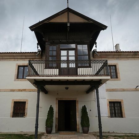 Casa Rural Palacio Conde De Aldana Con Piscina Entre Encinares Y Dehesas Terradillos Kültér fotó