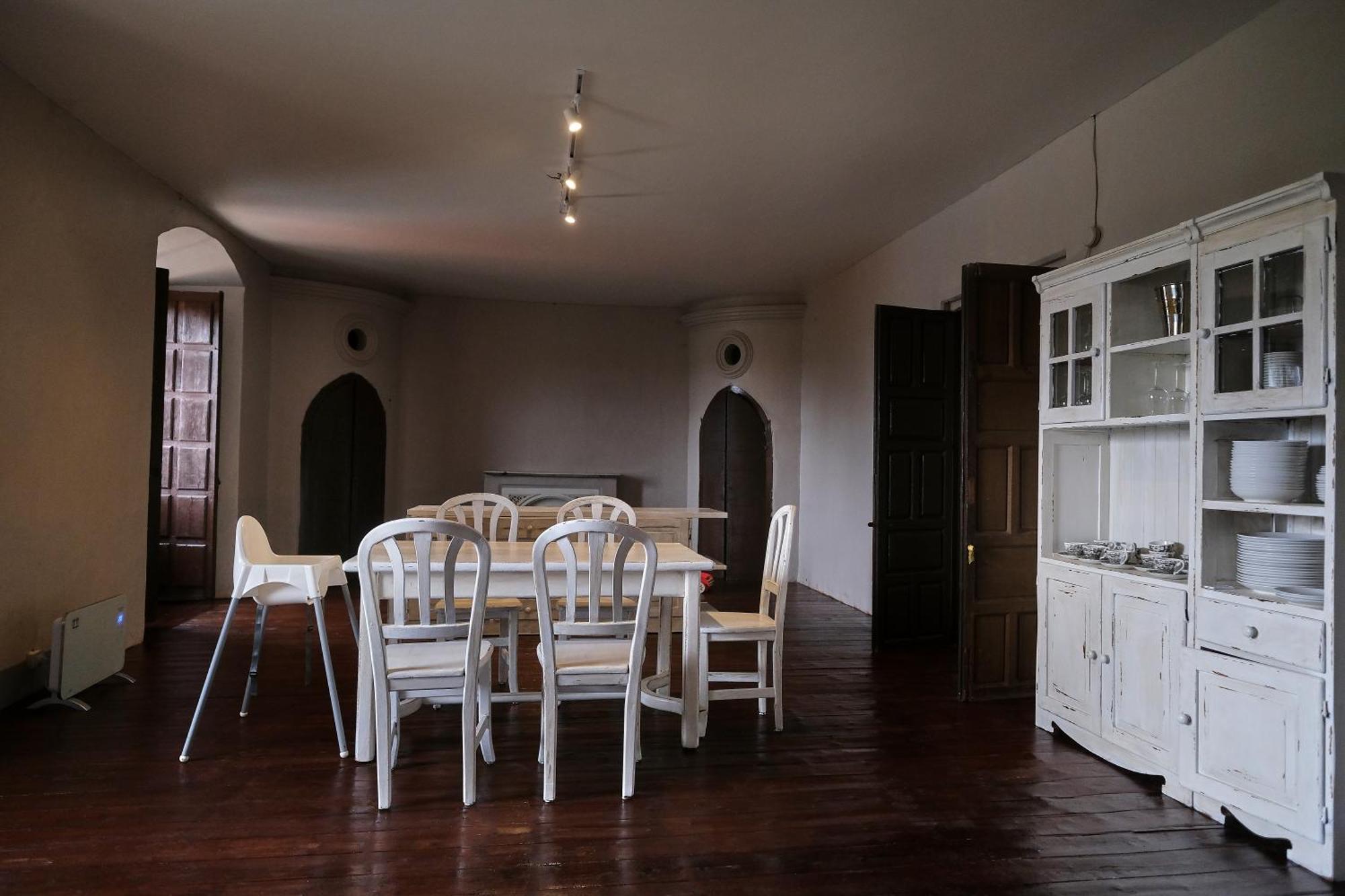 Casa Rural Palacio Conde De Aldana Con Piscina Entre Encinares Y Dehesas Terradillos Kültér fotó