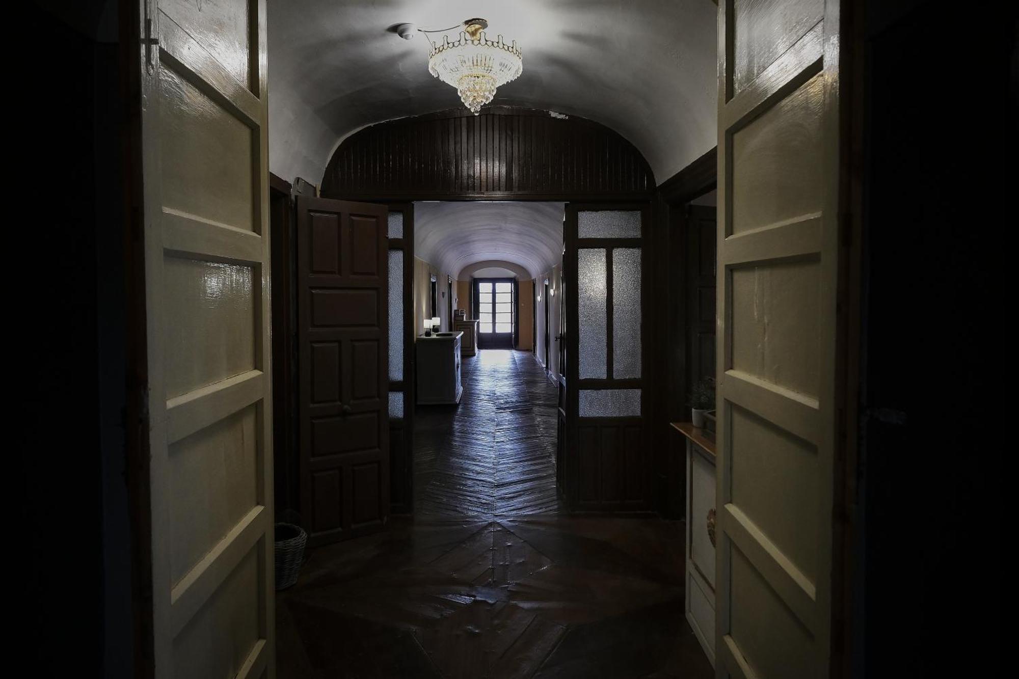 Casa Rural Palacio Conde De Aldana Con Piscina Entre Encinares Y Dehesas Terradillos Kültér fotó