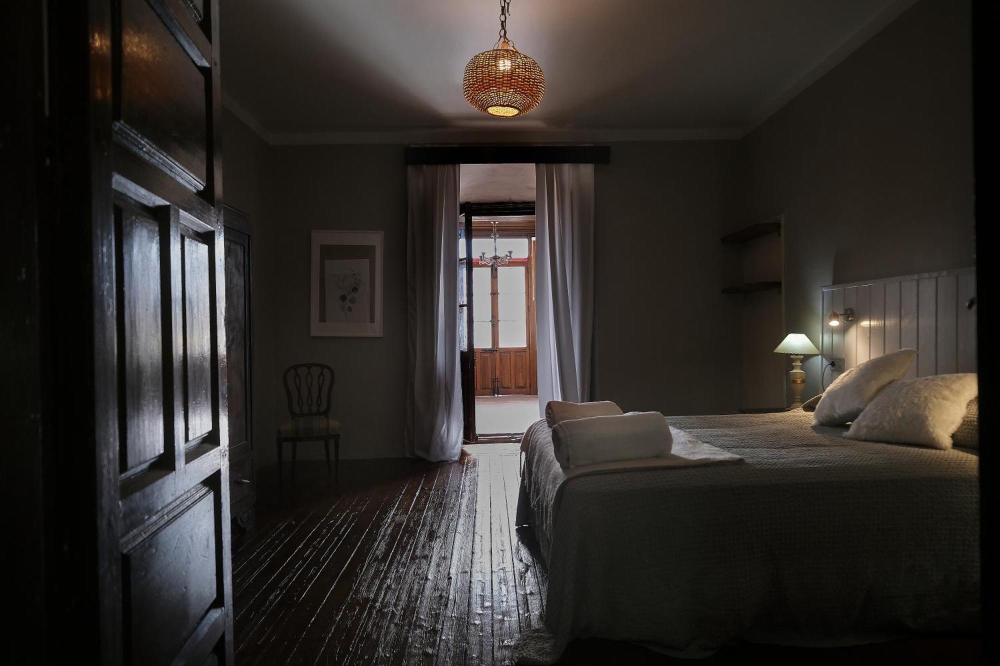 Casa Rural Palacio Conde De Aldana Con Piscina Entre Encinares Y Dehesas Terradillos Kültér fotó