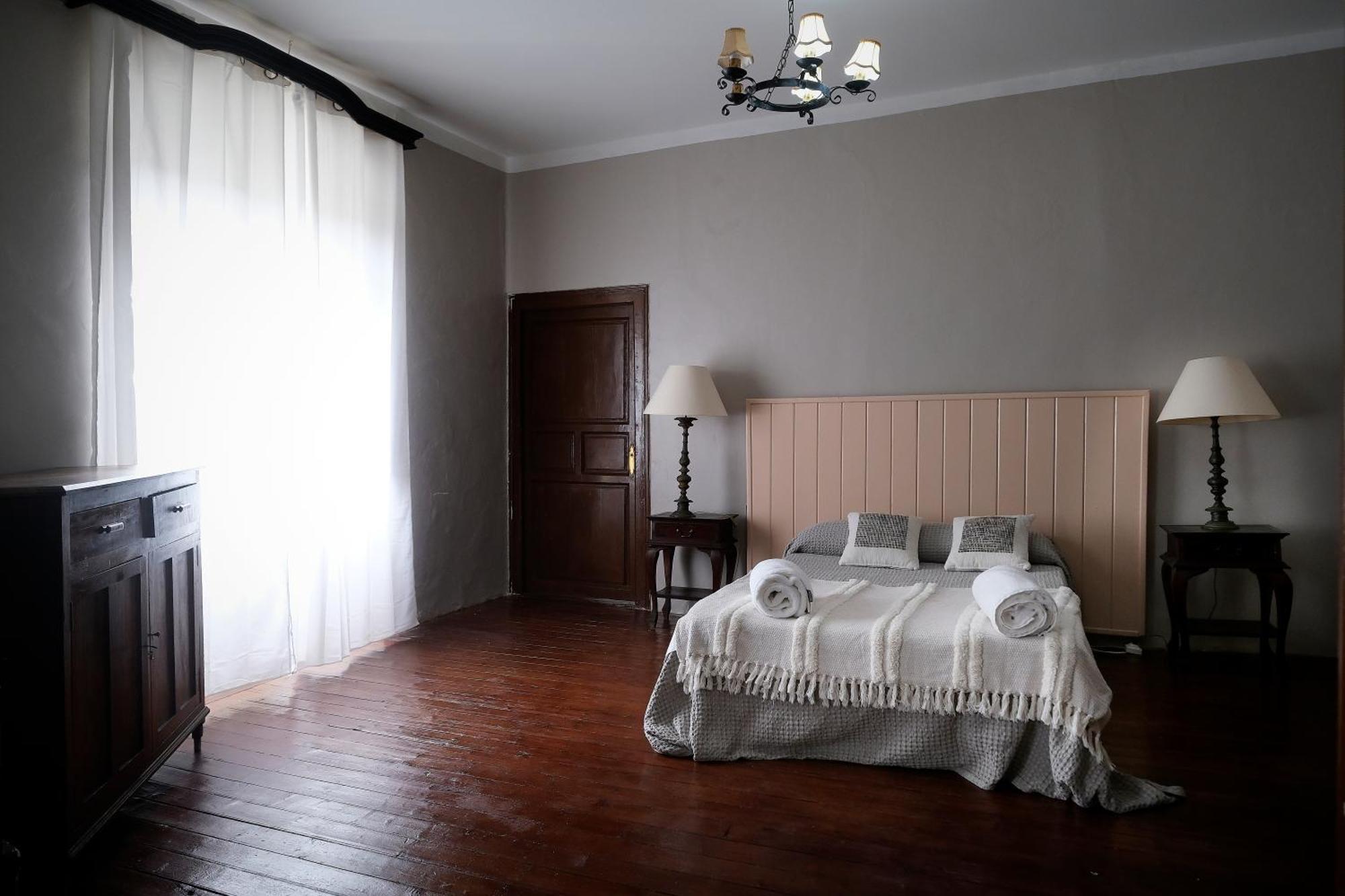 Casa Rural Palacio Conde De Aldana Con Piscina Entre Encinares Y Dehesas Terradillos Kültér fotó