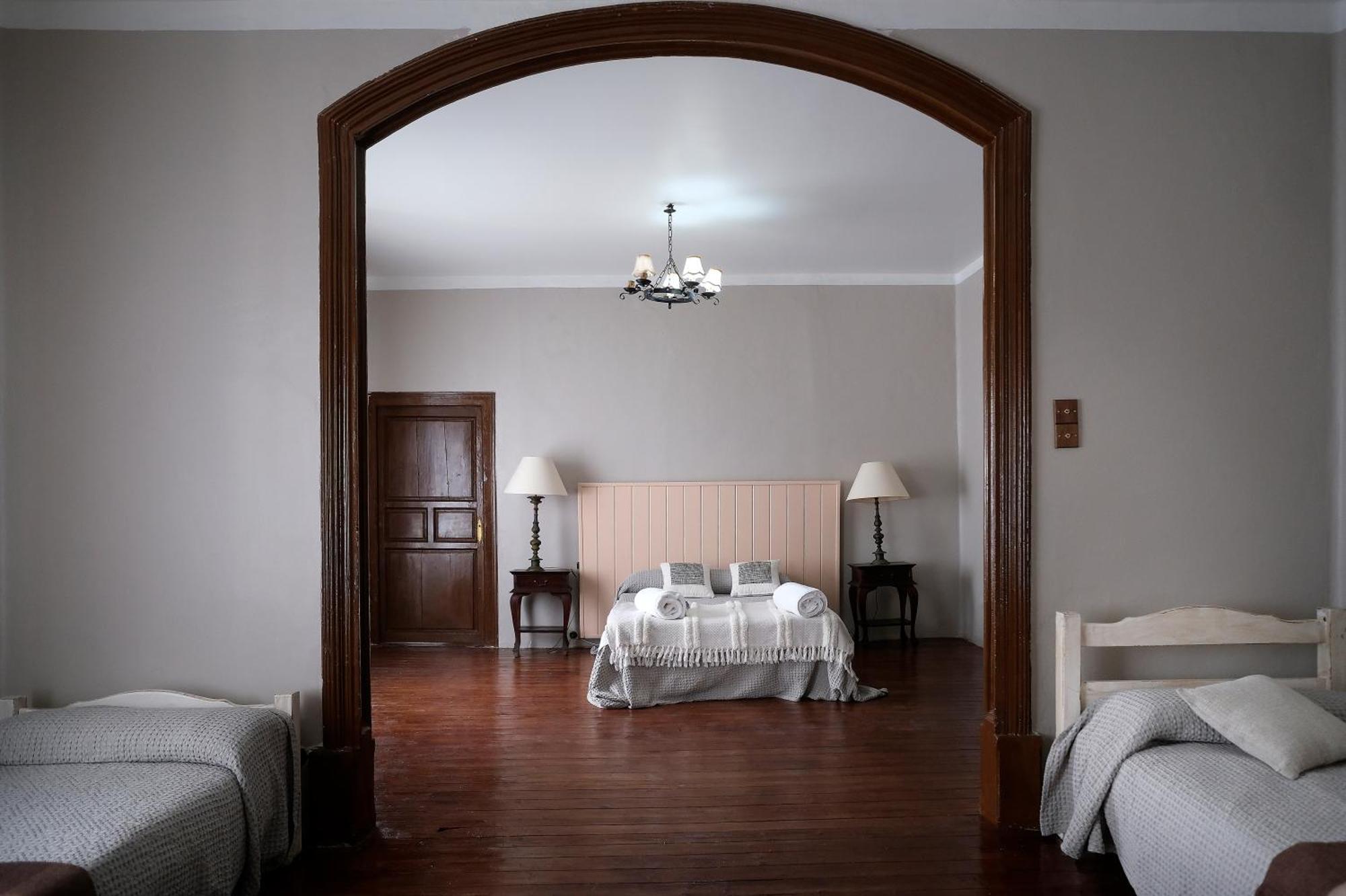 Casa Rural Palacio Conde De Aldana Con Piscina Entre Encinares Y Dehesas Terradillos Kültér fotó