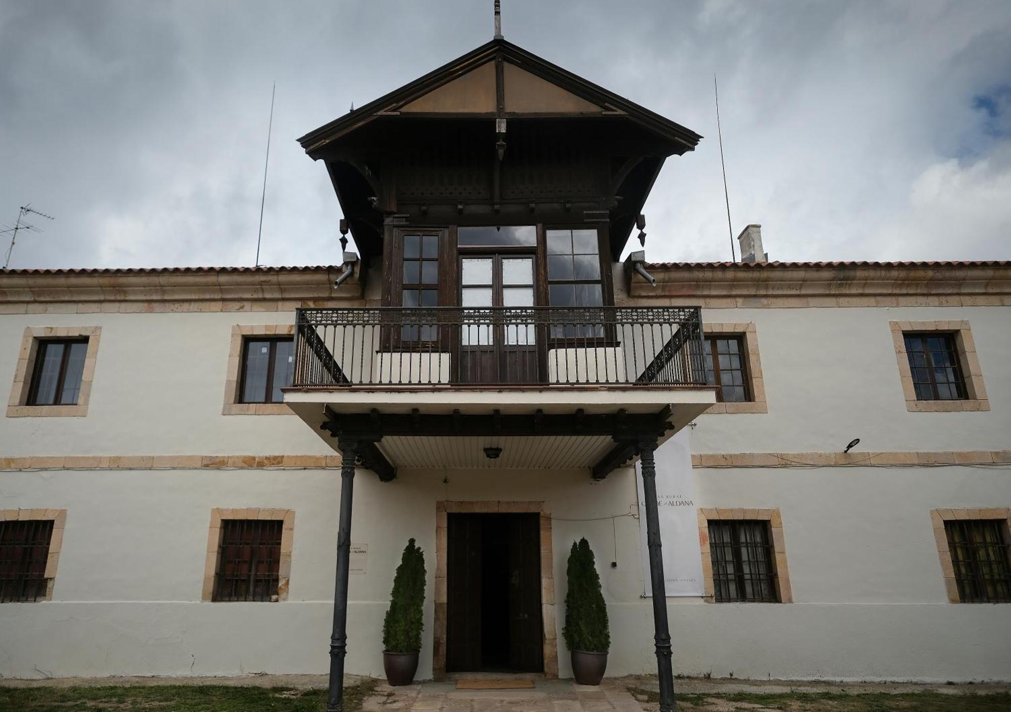 Casa Rural Palacio Conde De Aldana Con Piscina Entre Encinares Y Dehesas Terradillos Kültér fotó