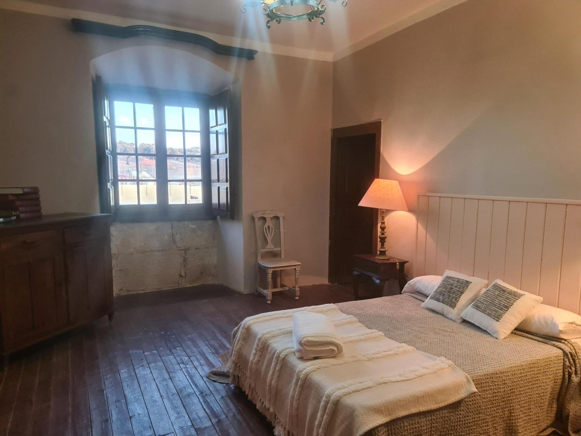 Casa Rural Palacio Conde De Aldana Con Piscina Entre Encinares Y Dehesas Terradillos Kültér fotó